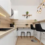 Roomy Oczapowskiego In Bielany By Renters Warszawa