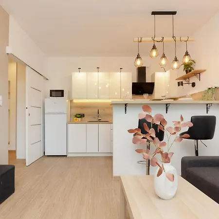 Roomy Oczapowskiego In Bielany By Renters Lejlighed Warszawa